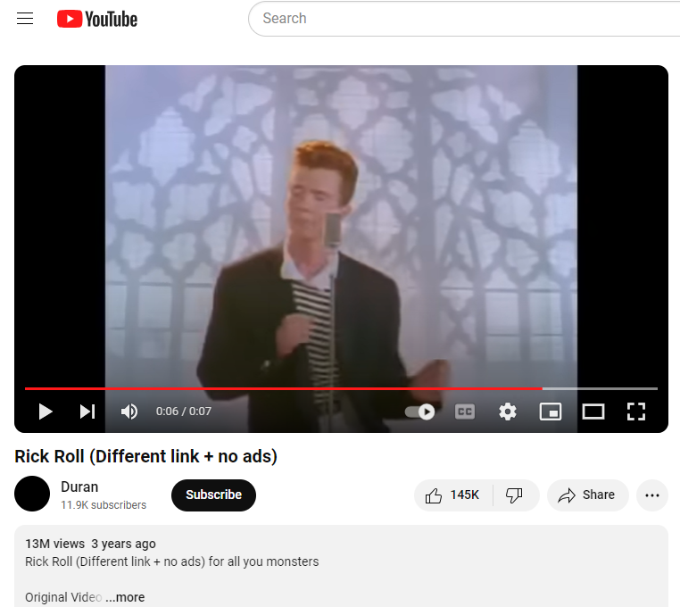 Rick roll videó a YouTube.png oldalról